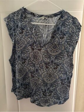 Rose & Rhyme Blue Blouse Size L